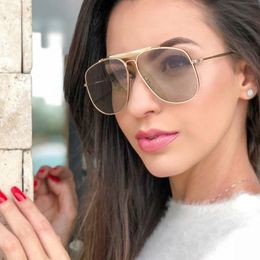 Occhiali da sole unisex firmati di marca Donna Uomo 2019 Occhiali da sole quadrati oversize di lusso vintage nuovi per donna UV400 Oculos De Sol