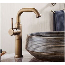 Basin Faucets Antique Brass Faucet Bathroom With Single Handle Vintage Deck Mount Torneiras Hot Cold Bath Mixer Water Tap 58800