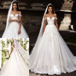 Off Shoulder Wedding Dresses Bridal Ball Gowns Princess Lace Up Corset Sleeveless Wedding Gowns V Neck Petites Plus Size