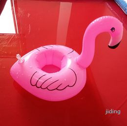 All'ingrosso-Pool Float Fun Flamingo piscina gonfiabile Giocattolo e supporto di tazza Grande per feste in piscina Tempo del bagno del supporto della bevanda e decorazioni