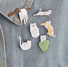 Animal Cartoon Enamel Funny Lazy Cats With Banana Design Brooch Pins Button Lapel Corsage badge For women men child Best Gift 50pcs Epacket