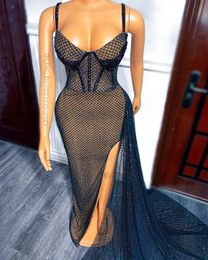 2020 Arabic Aso Ebi Navy Blue Sparkly Evening Dresses Sheath Lace Prom Dresses High Split Formal Party Second Reception Gowns ZJ345