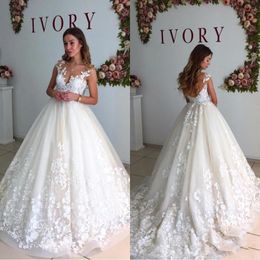 Wedding Dresses A Line Sleeveless Bridal Gowns Wedding Gowns Country Style Lace Appliques Plus Size Custom