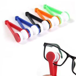 Free Shipping Mini Sun Glasses Eyeglass Microfiber Brush Sun Glasses Glass Cleaner Cleaning Spectacles Tool Clean Brush LX2537