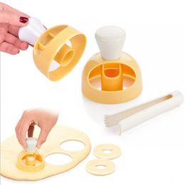 Creative Kitchen Accessories Gadgets Donut Mould Cutter Food Desserts Doughnut Maker Supplies Kitchen Cooking Decorating Tools