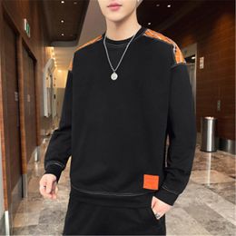 Man Long Sleeve Hoodies Sweatshirts Fashion Korean Version Crew Neck T-shirt Designer Male Spring Loose Casual Hooded Pullover Sweatshirts