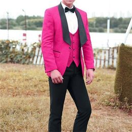 Custom Made Groomsmen Shawl Black Lapel Groom Tuxedos One Button Men Suits Wedding/Prom/Dinner Best Man Blazer ( Jacket+Pants+Tie+Vest )K481