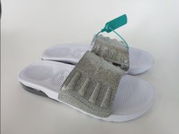 New Women and Men Sports Couple Slippers Slide Sandals Shoes Rubber slide sandal Beach causal slipper Summer Flip Flops Fashion Slippers
