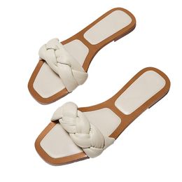 2020 New Summer Slippers White Leather Twist Weaving Flat Sandals Casual Design Lady Beach Sandalias Femmes Black Knit Slides