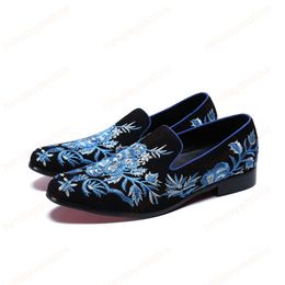 Christia Bella Embroidery Suede Leather Man Shoes British Style Handmade Designed Plus Size Dress Shoes Men Loafer Shoes