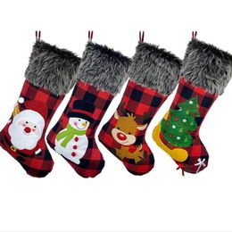 Christmas Stocking Red Black Grid Candy Bag Xmas Stocking Gift Bag Non-woven Home Santa Hanging Gift Socks 4 Designs BT300