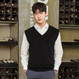 mens sweater vest canada