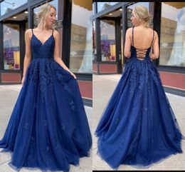 Navy Blue Lace Girls Prom Dress Evening Gowns Long 2021 V-neck Spaghetti Criss Cross Backless A-line Lace Applique Elegant Formal Party Long
