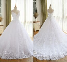 White V-neck Princess Wedding Dresses 2021 Lace Crystal Applique Beaded Lace-up Wedding Party Reception Bridal Gowns Plus Size Custom Made