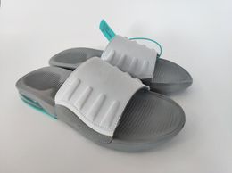 Casal Novo alta qualidade Sports Chinelos Sandálias slide sapatos de borracha slide sandália Praia Causal Slipper verão Flip Moda Chinelos Flops