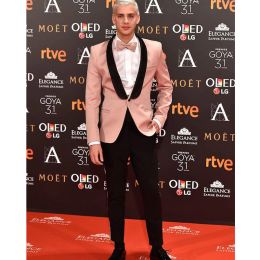 Hot Blush Pink Mens Wedding Tuxedos Shawl Lapel Groom Wear Formal Dinner Prom Party Blazer Suits(Jacket+Pants)