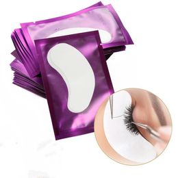 200 Pairs Eyelash Under Eye Pads Patch Set Eyelash Extensions Pad Patches Lint Free Patches for Lash Extension Makeup Tools