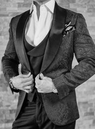 Fashion Black Embossing Groom Tuxedos Shawl Lapel Groomsman Wedding Tuxedos Men Prom Jacket Blazer 3 Piece Suit(Jacket+Pants+Tie+Vest) 64