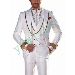 Handsome One Button Groomsmen Peak Lapel Groom Tuxedos Men Suits Wedding/Prom/Dinner Best Man Blazer(Jacket+Pants+Tie+Vest) W353