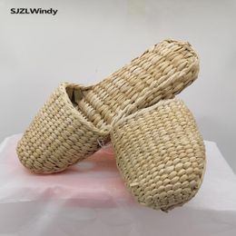 Unisex straw slippers pure natural grass shoes handmade environmentally friendly pollution-free home comfortable straw shoes