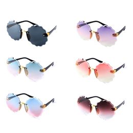 New Lovely Sunflower Kids Rimless Sunglasses Fashion Round Edged Multi Colours Lenses With UV400 Protection Children Eyewear Wholesale