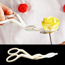 Cake Flower Stand Nail Cake Icing Piping Nozzle Scissors For Cream Flower Transfer Cake Decoration Set SN4593