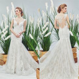 Chic Mermaid Wedding Dresses Full Lace Appliqued Sexy V-neck Sleeveless Vestido De Noiva Sheath Formal Sweep Train Bridal Gowns Plus Size