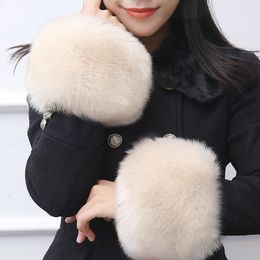 Sale Fur Cuff Warmer Womens Wristband Soft mittens Fluffy Warm Luxury Accessories One Pair Fashion Decoration For Down Coat