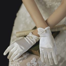 Ivory Elegant Satin Bridal Gloves 2021 Short Full Fingers Beaded Wedding Guest Bridesmaid Short Gloves Women Accessories Wrist Length AL6947