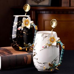 Bone china coffee cup milk mugs Creative Enamel Mug Flower coffee cup with spoon birthday wedding gift Household Drinkware