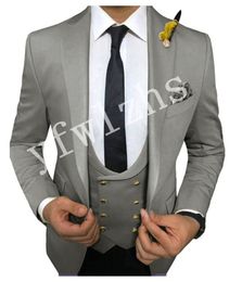 Handsome One Button Groomsmen Peak Lapel Groom Tuxedos Men Suits Wedding/Prom/Dinner Best Man Blazer(Jacket+Pants+Tie+Vest) W385
