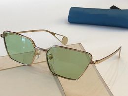 New Luxury 0538S Designer Sunglasses For Women Fashion Wrap Sunglass Pilot Frame Coating Mirror Lens Carbon Fiber Legs Summer Style 0538
