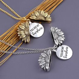 New You Are My Sunshine Engraved Necklace Sunflower Necklace Open Pendant Letter Chain for Women Christmas Party Gift Jewelry