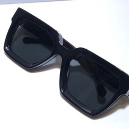Millionär Sonnenbrille für Frauen Sommerstil 1165 1.1 Unisex glänzend Gold Anti-Ultraviolett Retro Platte Vollrahmen Mode Brille zufällige Box