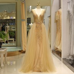 Gold Wedding Dresses Bridal Gowns for Girls Rhinestone Beading Lace Applique Wedding Gowns Court Train robe de mariée custom made