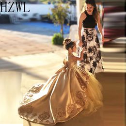 2020 Lace Applique Satin First Communion Dresses Kids Evening Ball Gown Bow Back Girls Pageant Dress Jewel Flower Girl Dresses