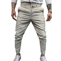 Pantaloni da uomo Casual 2021 Mens Streetwear Harem Pantaloni della tuta Pantaloni sportivi skinny Pantaloni Palestre nere Jogger Track