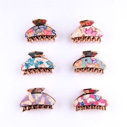 Vintage Hair Clips Elegant Butterfly Shape Claw Hair Clips for Lovely Barrette Woman Hair Accessories