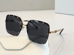 Nova 2038 Sunlgasses Luxury Sunglasses Moda VLTN Mulheres Marca Designer Quadro Retro Estilo Proteção UV400 Cat Eye gratuito vindo com caso