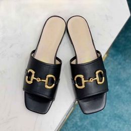 Summer flat-soled slippers soft-soled women's sandals casual fashion open-toed metal buckle red-soled slippers