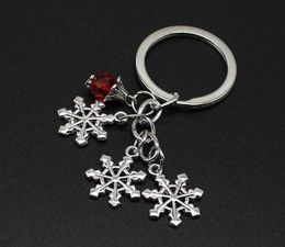 Fashion 20pcs/lot Key Ring Keychain Jewelry Silver Plated Snowflake Charms silver pendant Gift