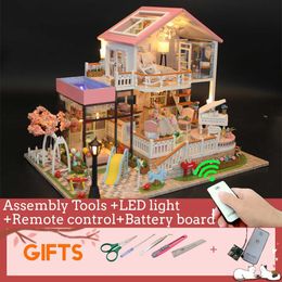 white house dollhouse