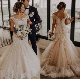 Elegant Off Shoulder Mermaid Wedding Dresses Appliques Ivory Lace Beige Tulle Bridal Wedding Gowns Plus Size Bride Dress Vestido De Noiva