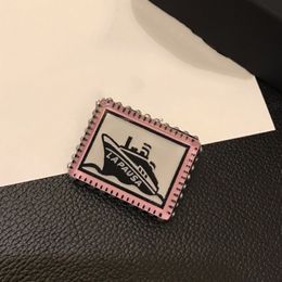 hot women names UK - Hot Sale 2020 New Hot Brand Fashion Jewelry For Women Cruise Brooches Cruise Party Sweater Brooche C Name Stamp Ship Boat Brooches