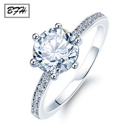 New Fashion Crystal Engagement Design Hot Sale Rings For Women White Zircon Cubic Elegant Ring Female Wedding Jewerly