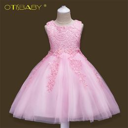babies gown style