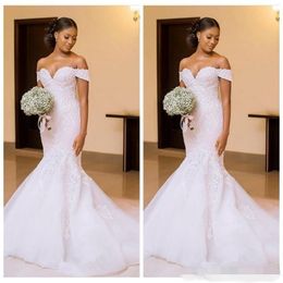 African Black Women 2020 Mermaid Wedding Dresses sweetheart Bridal Gowns Off Shoulder Lace Appliques Slim Beautiful Ladies Vestidos