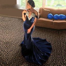 Elegant Off The Shoulder Long Formal Gowns Beading Velvet Sweep Train Navy Blue Evening Dresses for Women Engagement Dress