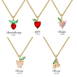 2020 Frucht-Anhänger-Halskette Kristall Apfel, Traube, Kirsche Erdbeere Charm Halskette für Frauen Hochzeit Schmuck Geschenke