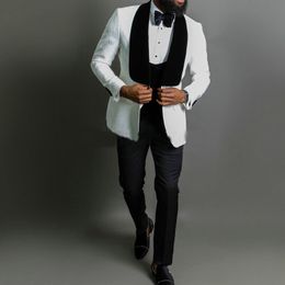 Popular One Button White Paisley Groom Tuxedos Shawl Lapel Groomsmen Mens Suits Wedding/Prom/Dinner Blazer (Jacket+Pants+Vest+Tie) K553